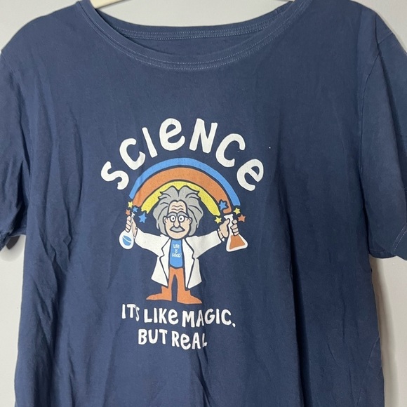 Life is Good Science is Like Magic Crusher Tee Large - Picture 2 of 4